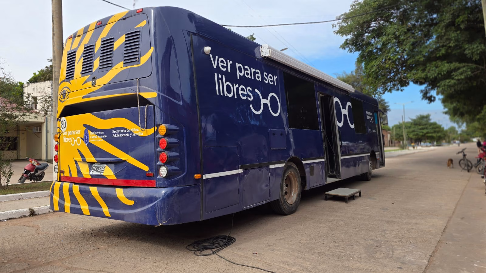 Los colectivos del programa “Ver para ser libres” llegaron a San Luis