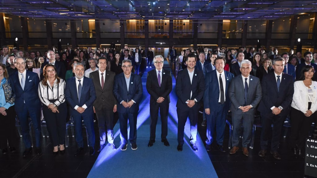 Argentinos por la Educación midió el progreso de las prioridades pactadas en 2024 en el Acuerdo por la Educación - imagen destacada