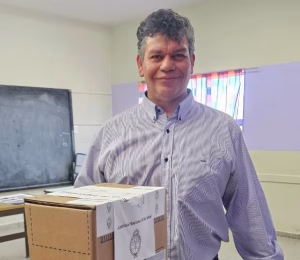 “Es una elección clave para la Argentina por que el Gobierno se juega mucho”