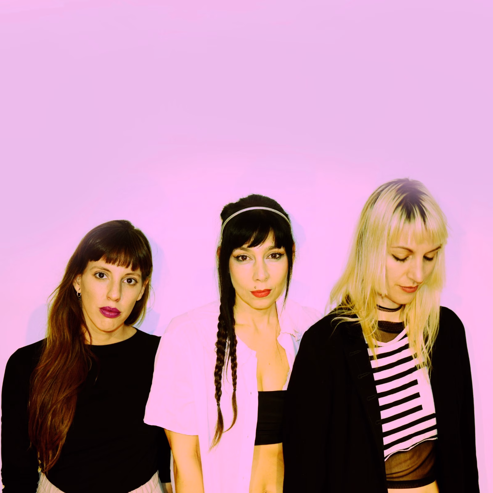 Caos, crudeza y sensibilidad: Las Tussi presentaron en Rock del País “El Álbum Rosa”, su primer LP