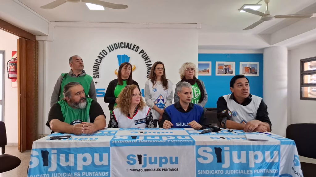 La Mesa Intersindical de Estatales convocó a una marcha para el martes 18 de noviembre - imagen destacada