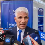 Poggi defendió los anuncios salariales, aseguró que San Luis cubre los medicamentos que Nación dejó de enviar y se refirió al financiamiento universitario