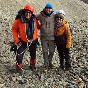 Montañistas sanluiseños rescataron a un joven y luego conquistaron la cumbre en Mendoza