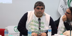 Trabajadores docentes y nodocentes de universidades nacionales se suman al paro general convocado por la CGT