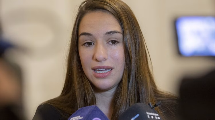 “Voy a seguir firme porque merezco la absolución completa” - imagen destacada