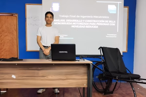 Ingeniero de la UNSL creó una silla monorueda para que personas con movilidad reducida puedan hacer trekking