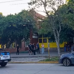 Un alumno entró armado a una escuela de Santa Fe y mató a un compañero