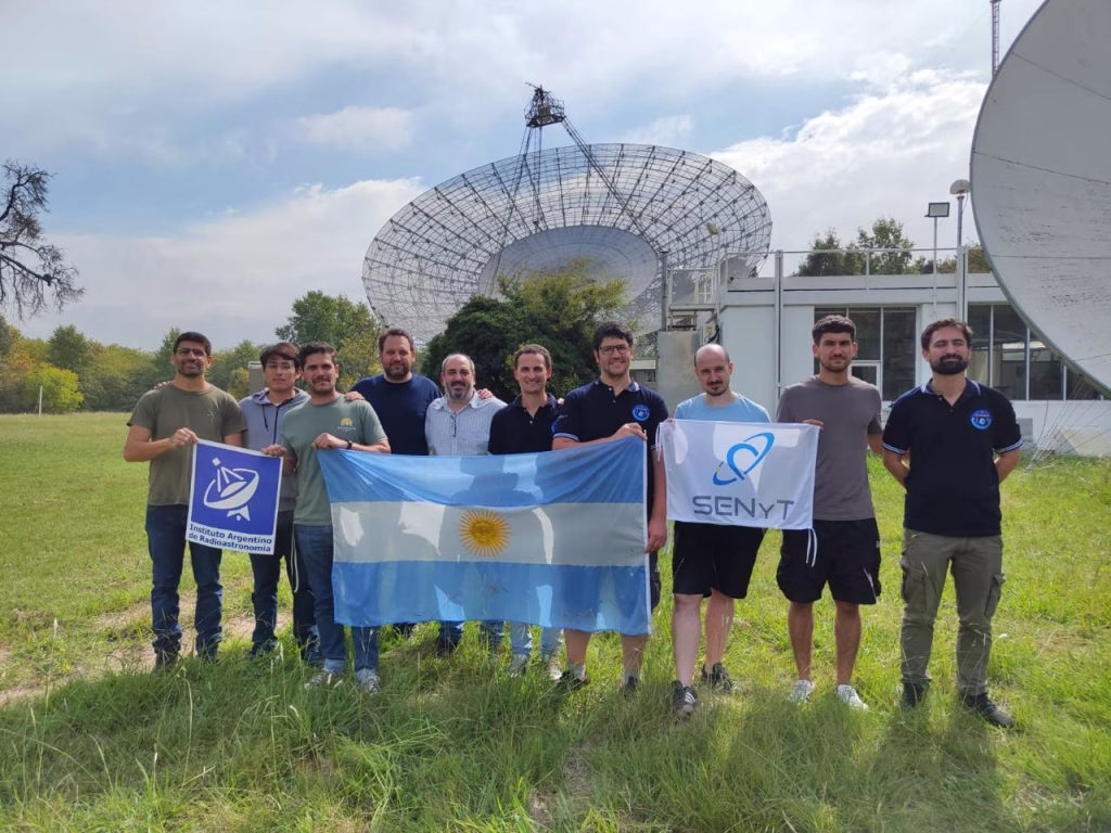 Ciencia argentina en la Luna: Atenea logró comunicarse con la Tierra horas después de su lanzamiento en Artemis II - imagen destacada