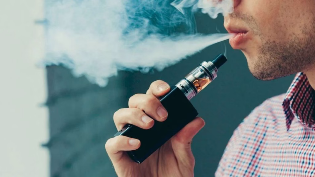 Investigadora de la UNSL advirtió sobre los riesgos de los vapeadores tras la regulación de su venta - imagen destacada
