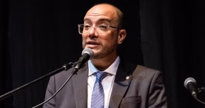 El Gobierno y las universidades sellaron un acuerdo salarial y presupuestario, pero continúa la demanda en la Corte
