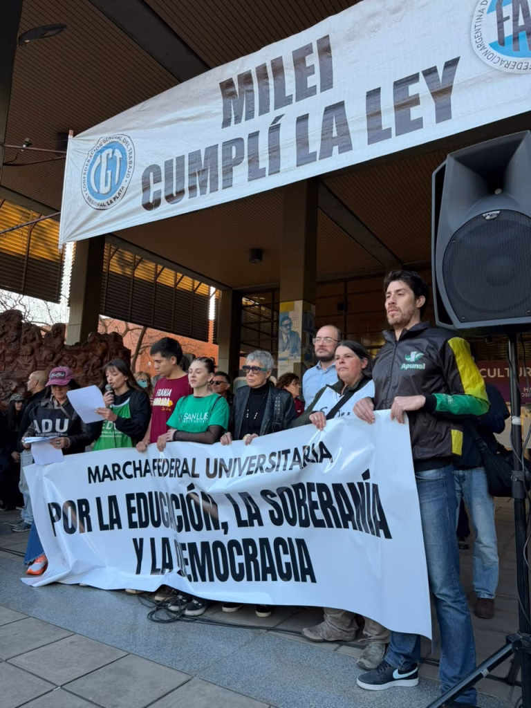San Luis marchó en defensa de la universidad pública y cerró la jornada con la participación de Teresa Parodi - imagen destacada